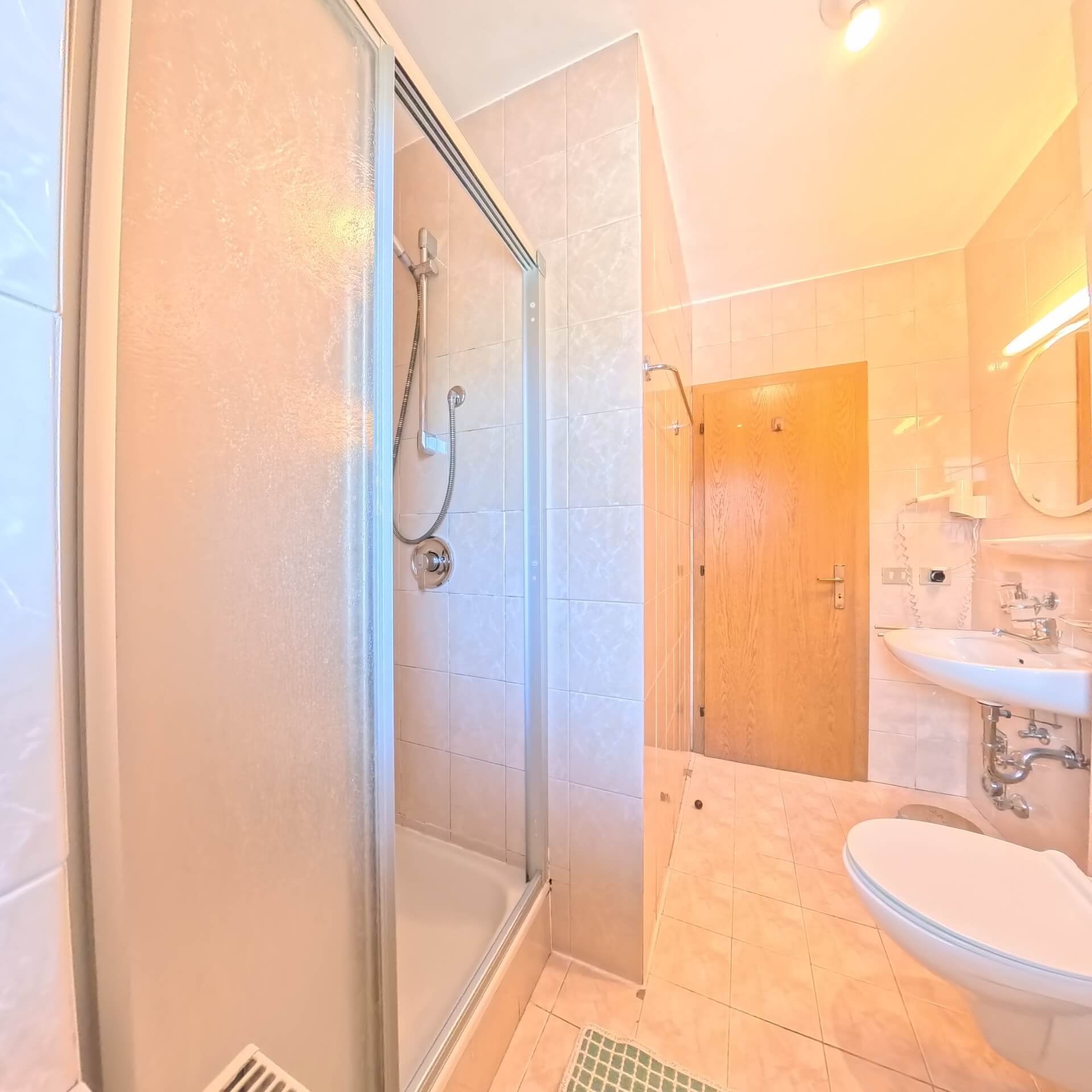 Bagno dell'appartamento 1 al Paderlafoderhof